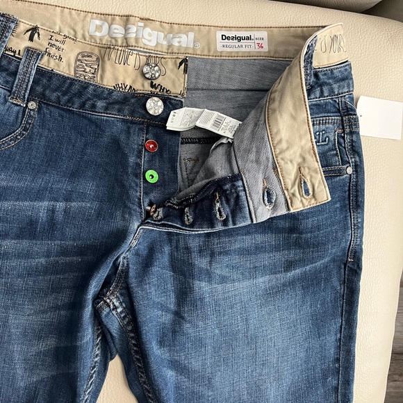 Desigual Men’s Double Waist Regular Fit Denim Short - Size 36 - Picture 3 of 9